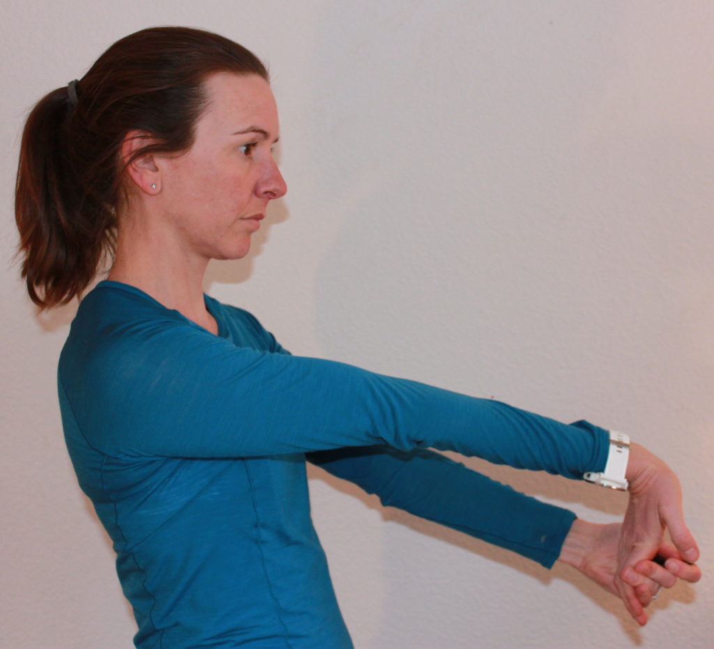 To demonstrates wrist flexor stretch
